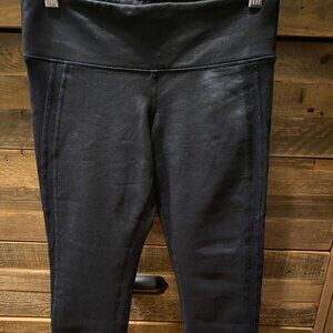 ALO Yoga mid rise leggings. Black. Small